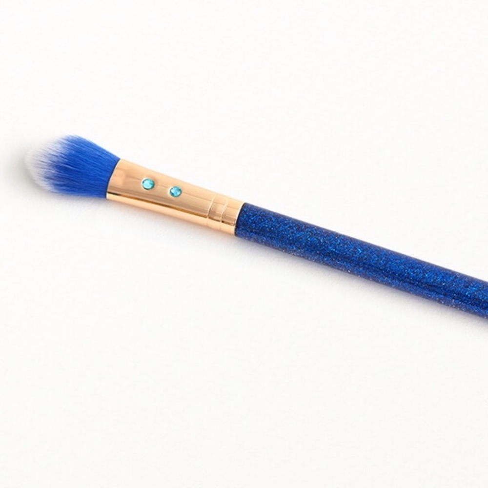 SLMISSGLAM Tapered Face Brush P62